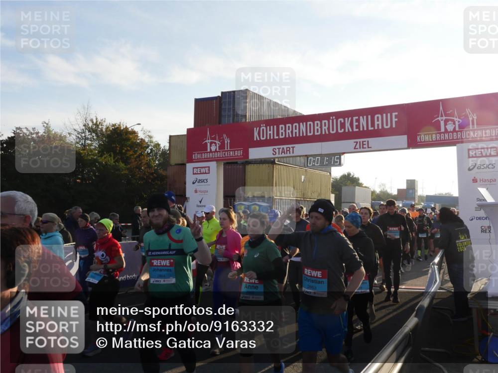 03.10.2025 - Köhlbrandbrückenlauf Matties Gatica Varas http://msf.ph/oto/9163332 03.10.2025 09:01:17 Ziel  meine-sportfotos.de