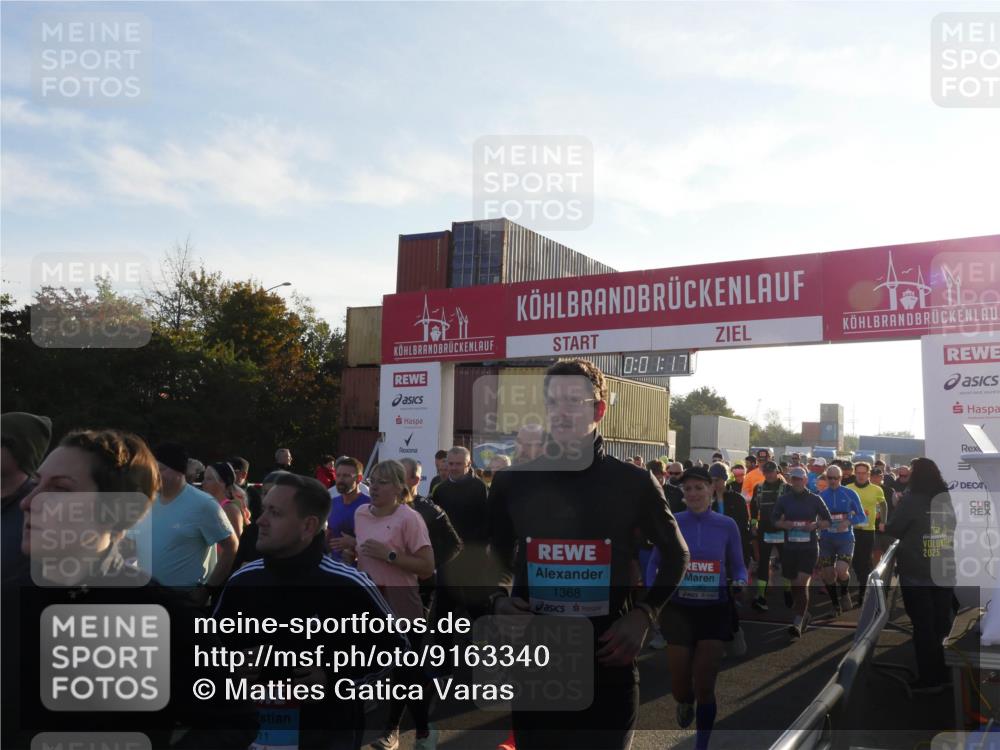 03.10.2025 - Köhlbrandbrückenlauf Matties Gatica Varas http://msf.ph/oto/9163340 03.10.2025 09:01:19 Ziel  meine-sportfotos.de