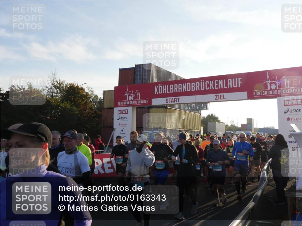 03.10.2025 - Köhlbrandbrückenlauf Matties Gatica Varas http://msf.ph/oto/9163343 03.10.2025 09:01:20 Ziel  meine-sportfotos.de