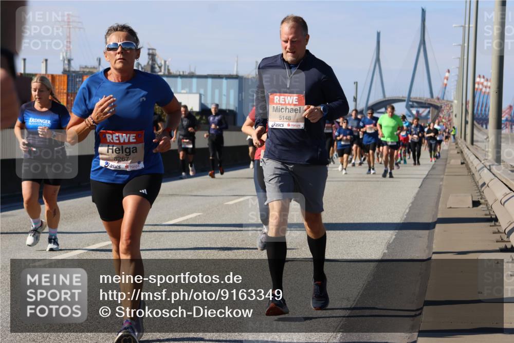 03.10.2025 - Köhlbrandbrückenlauf Strokosch-Dieckow http://msf.ph/oto/9163349 03.10.2025 13:01:54 Position 3 6267, 5148 meine-sportfotos.de