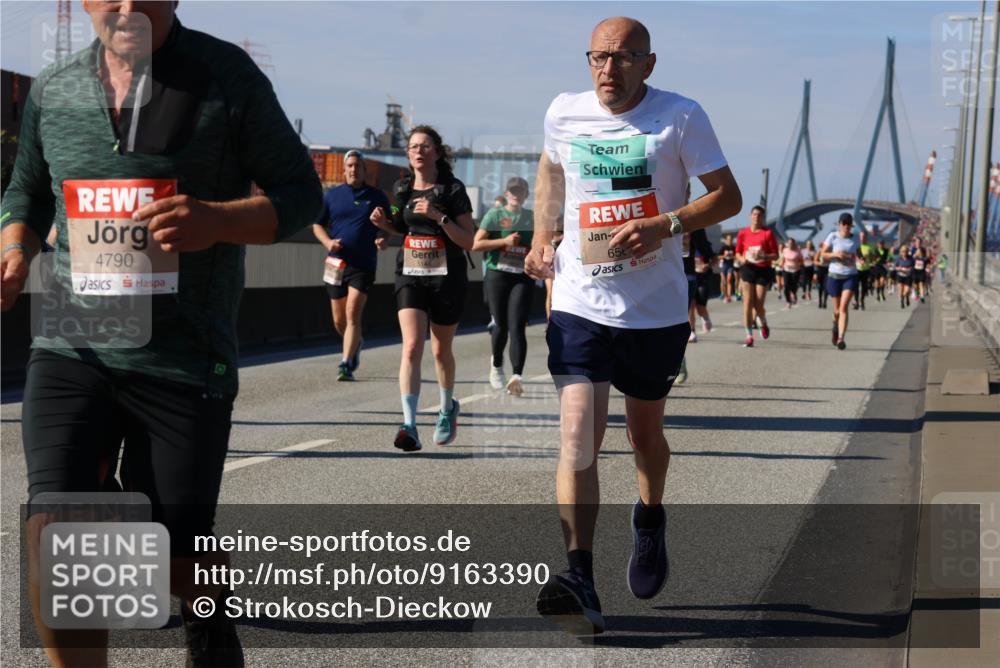 03.10.2025 - Köhlbrandbrückenlauf Strokosch-Dieckow http://msf.ph/oto/9163390 03.10.2025 13:02:17 Position 3 4790, 0, 65 meine-sportfotos.de