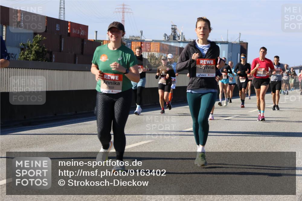 03.10.2025 - Köhlbrandbrückenlauf Strokosch-Dieckow http://msf.ph/oto/9163402 03.10.2025 13:02:22 Position 3 4859, 6117 meine-sportfotos.de
