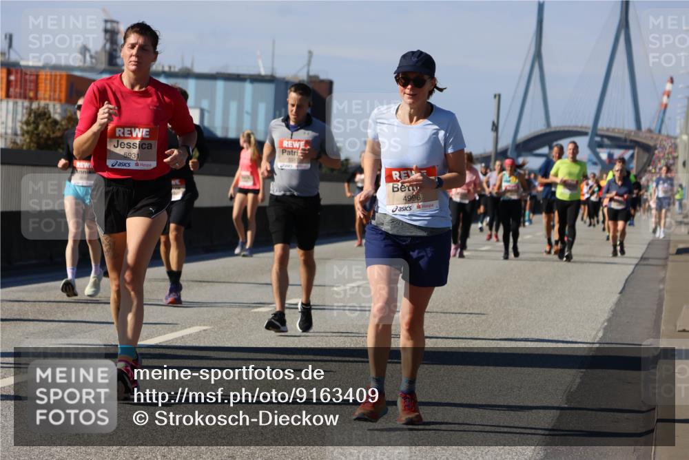 03.10.2025 - Köhlbrandbrückenlauf Strokosch-Dieckow http://msf.ph/oto/9163409 03.10.2025 13:02:26 Position 3 5931, 591, 4996 meine-sportfotos.de