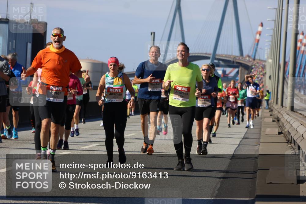 03.10.2025 - Köhlbrandbrückenlauf Strokosch-Dieckow http://msf.ph/oto/9163413 03.10.2025 13:02:33 Position 3 6620, 5657, 4379, 5658, 4838 meine-sportfotos.de