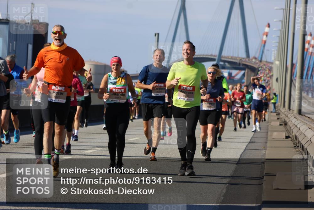 03.10.2025 - Köhlbrandbrückenlauf Strokosch-Dieckow http://msf.ph/oto/9163415 03.10.2025 13:02:33 Position 3 6620, 5657, 4379, 5658 meine-sportfotos.de