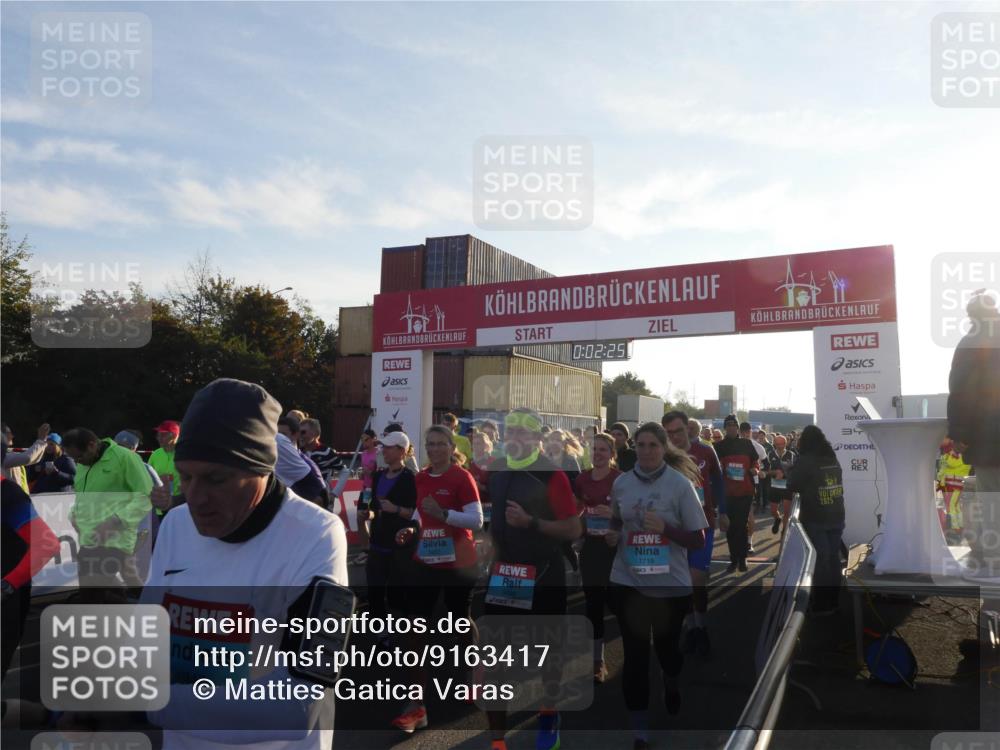 03.10.2025 - Köhlbrandbrückenlauf Matties Gatica Varas http://msf.ph/oto/9163417 03.10.2025 09:02:27 Ziel  meine-sportfotos.de