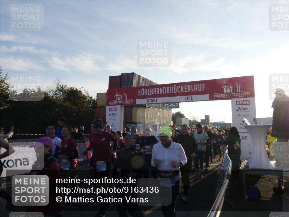 03.10.2025 - Köhlbrandbrückenlauf Matties Gatica Varas http://msf.ph/oto/9163436 03.10.2025 09:02:34 Ziel  meine-sportfotos.de