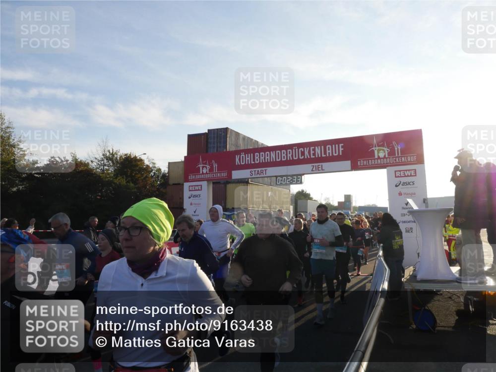 03.10.2025 - Köhlbrandbrückenlauf Matties Gatica Varas http://msf.ph/oto/9163438 03.10.2025 09:02:35 Ziel  meine-sportfotos.de