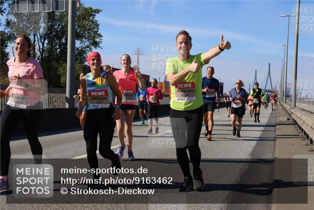 03.10.2025 - Köhlbrandbrückenlauf Strokosch-Dieckow http://msf.ph/oto/9163462 03.10.2025 13:02:41 Position 3 206, 5656, 5657, 4139, 5658 meine-sportfotos.de