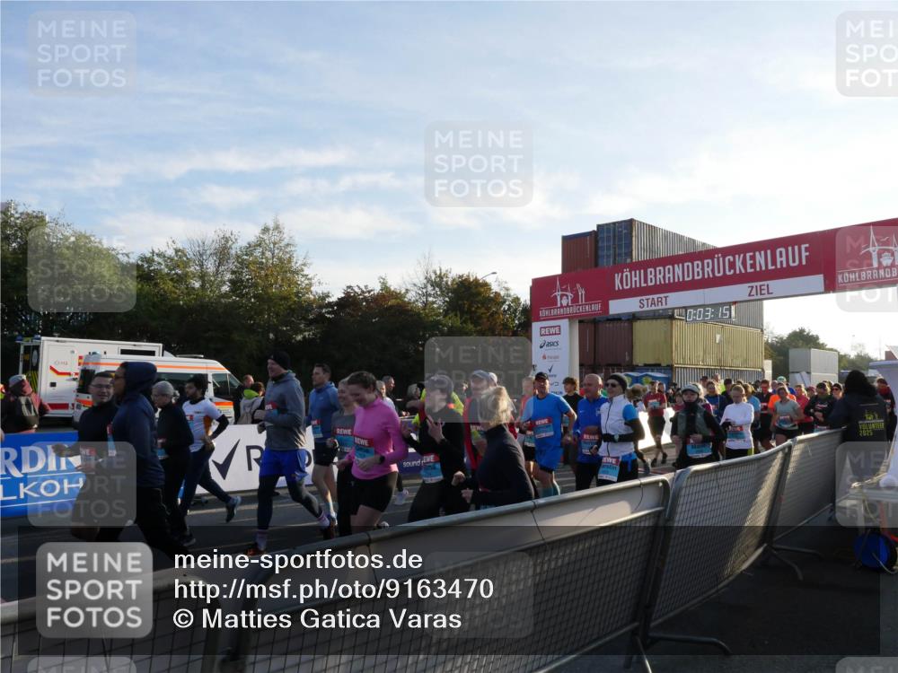 03.10.2025 - Köhlbrandbrückenlauf Matties Gatica Varas http://msf.ph/oto/9163470 03.10.2025 09:03:16 Ziel  meine-sportfotos.de