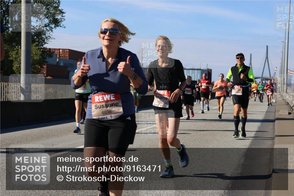 03.10.2025 - Köhlbrandbrückenlauf Strokosch-Dieckow http://msf.ph/oto/9163471 03.10.2025 13:02:44 Position 3 4838, 5175, 5160 meine-sportfotos.de