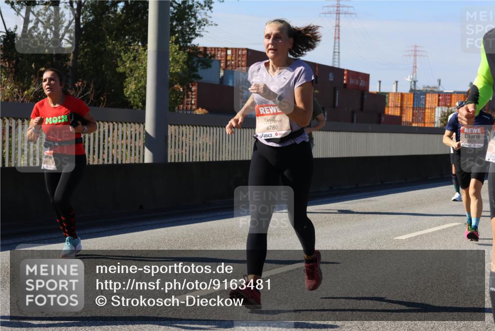 03.10.2025 - Köhlbrandbrückenlauf Strokosch-Dieckow http://msf.ph/oto/9163481 03.10.2025 13:02:47 Position 3 21, 6780, 4915 meine-sportfotos.de