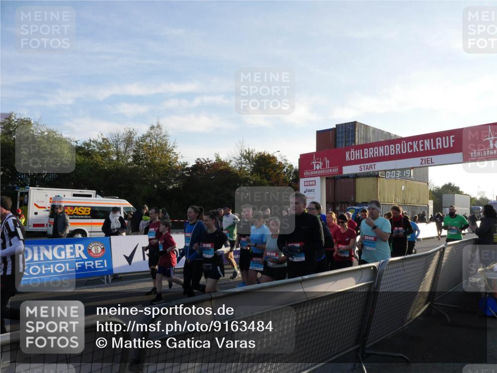 03.10.2025 - Köhlbrandbrückenlauf Matties Gatica Varas http://msf.ph/oto/9163484 03.10.2025 09:03:20 Ziel  meine-sportfotos.de