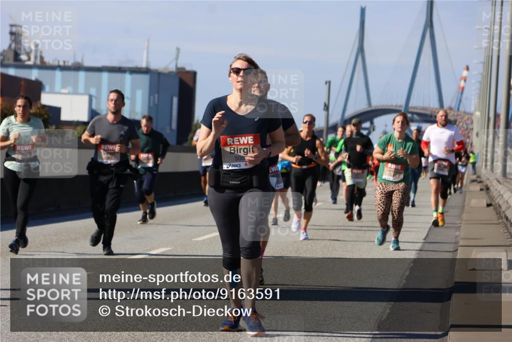 03.10.2025 - Köhlbrandbrückenlauf Strokosch-Dieckow http://msf.ph/oto/9163591 03.10.2025 13:03:17 Position 3 500 meine-sportfotos.de