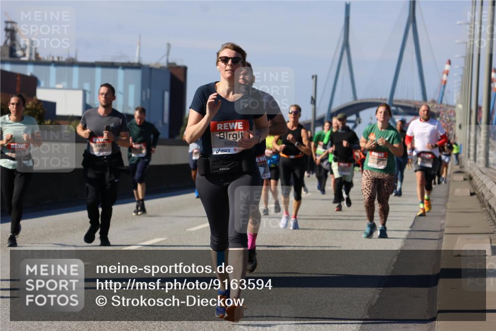 03.10.2025 - Köhlbrandbrückenlauf Strokosch-Dieckow http://msf.ph/oto/9163594 03.10.2025 13:03:17 Position 3 5003 meine-sportfotos.de