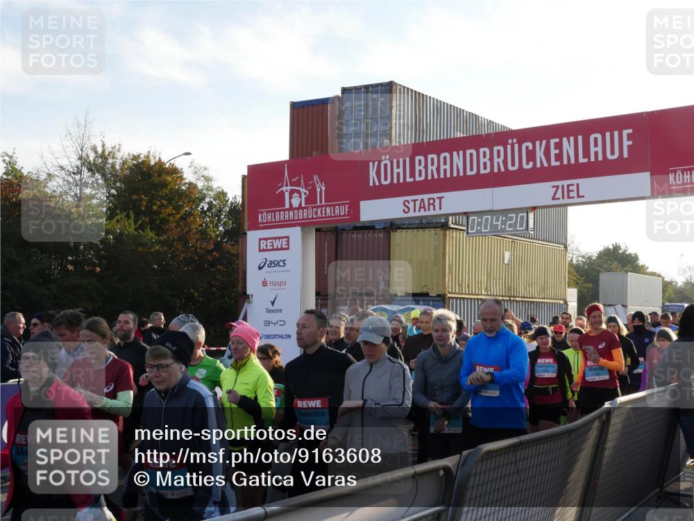03.10.2025 - Köhlbrandbrückenlauf Matties Gatica Varas http://msf.ph/oto/9163608 03.10.2025 09:04:21 Ziel  meine-sportfotos.de