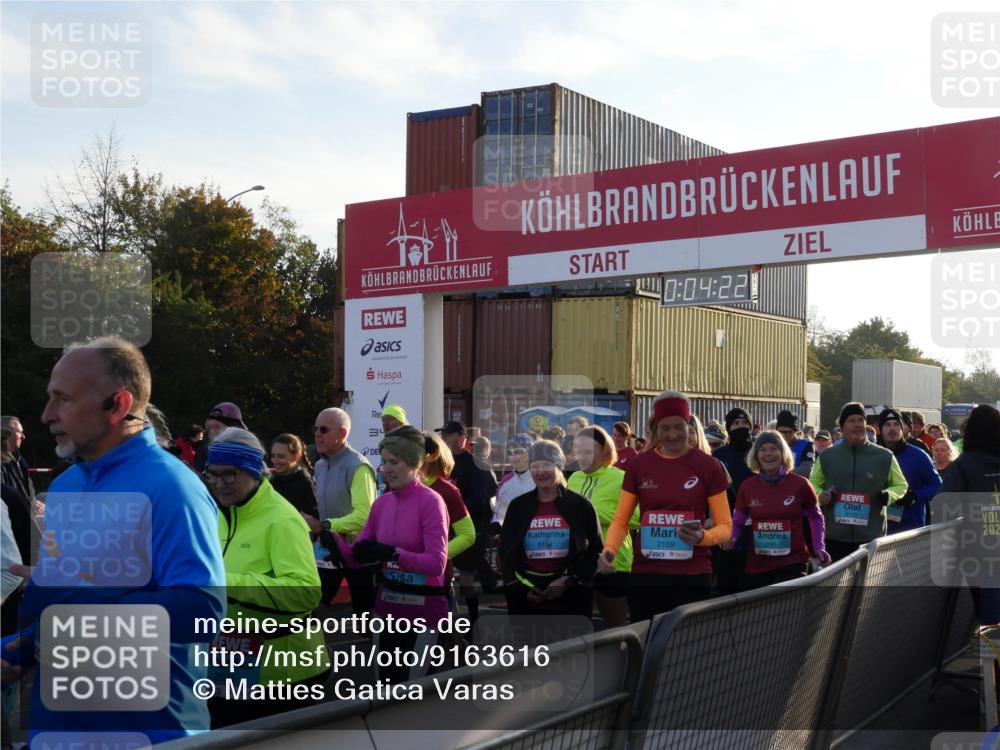 03.10.2025 - Köhlbrandbrückenlauf Matties Gatica Varas http://msf.ph/oto/9163616 03.10.2025 09:04:23 Ziel  meine-sportfotos.de