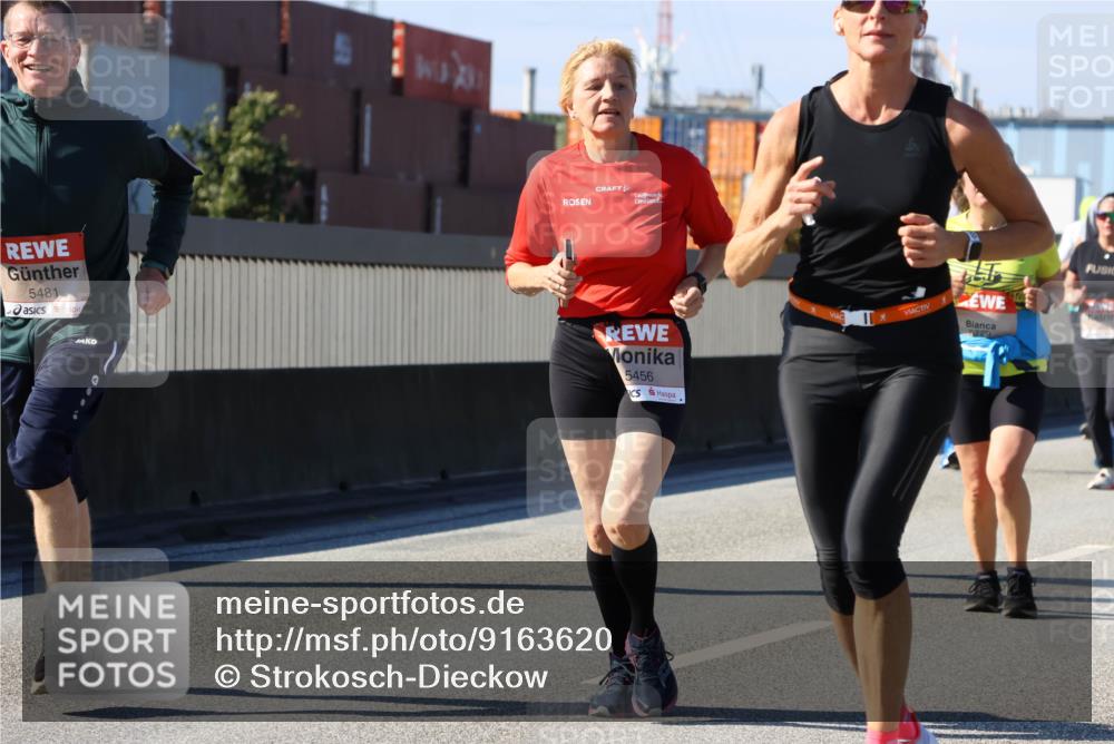 03.10.2025 - Köhlbrandbrückenlauf Strokosch-Dieckow http://msf.ph/oto/9163620 03.10.2025 13:03:26 Position 3 5481, 5456, 0729 meine-sportfotos.de
