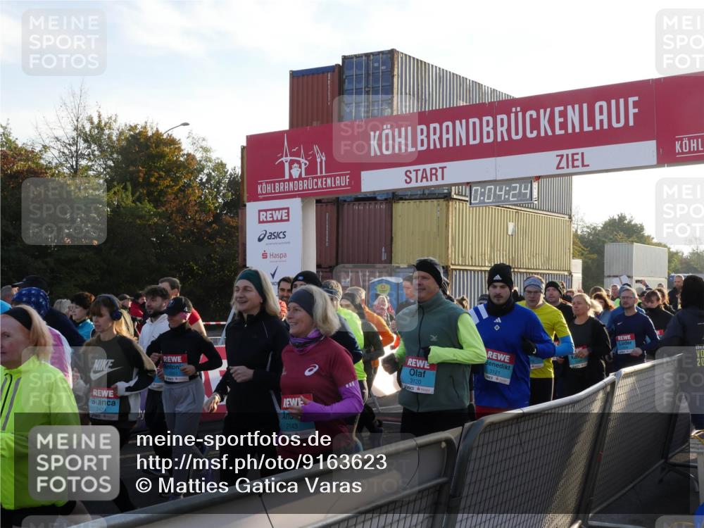 03.10.2025 - Köhlbrandbrückenlauf Matties Gatica Varas http://msf.ph/oto/9163623 03.10.2025 09:04:25 Ziel  meine-sportfotos.de