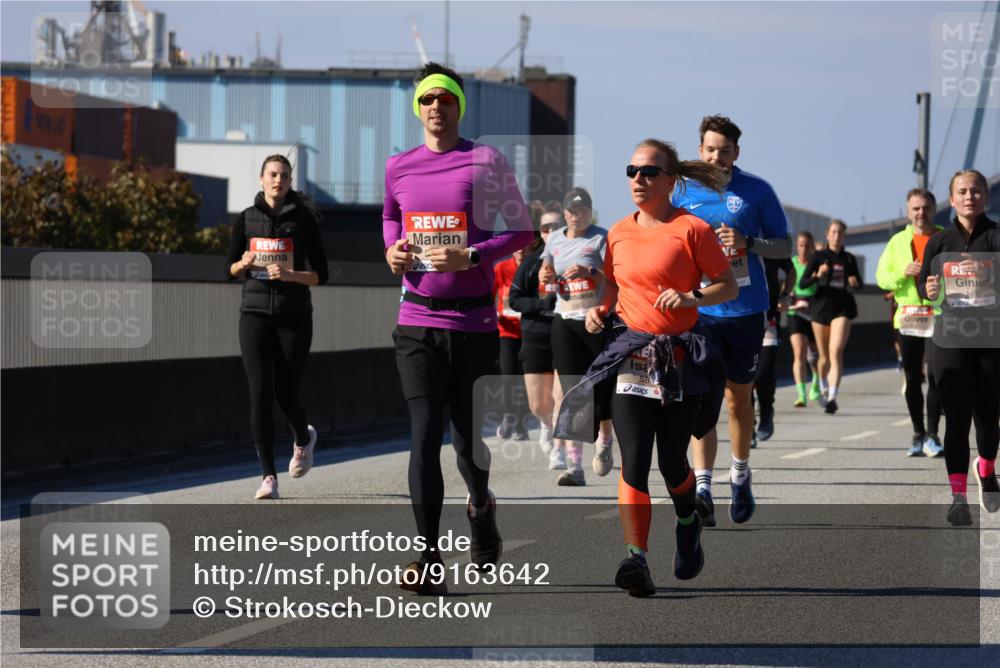 03.10.2025 - Köhlbrandbrückenlauf Strokosch-Dieckow http://msf.ph/oto/9163642 03.10.2025 13:03:40 Position 3  meine-sportfotos.de
