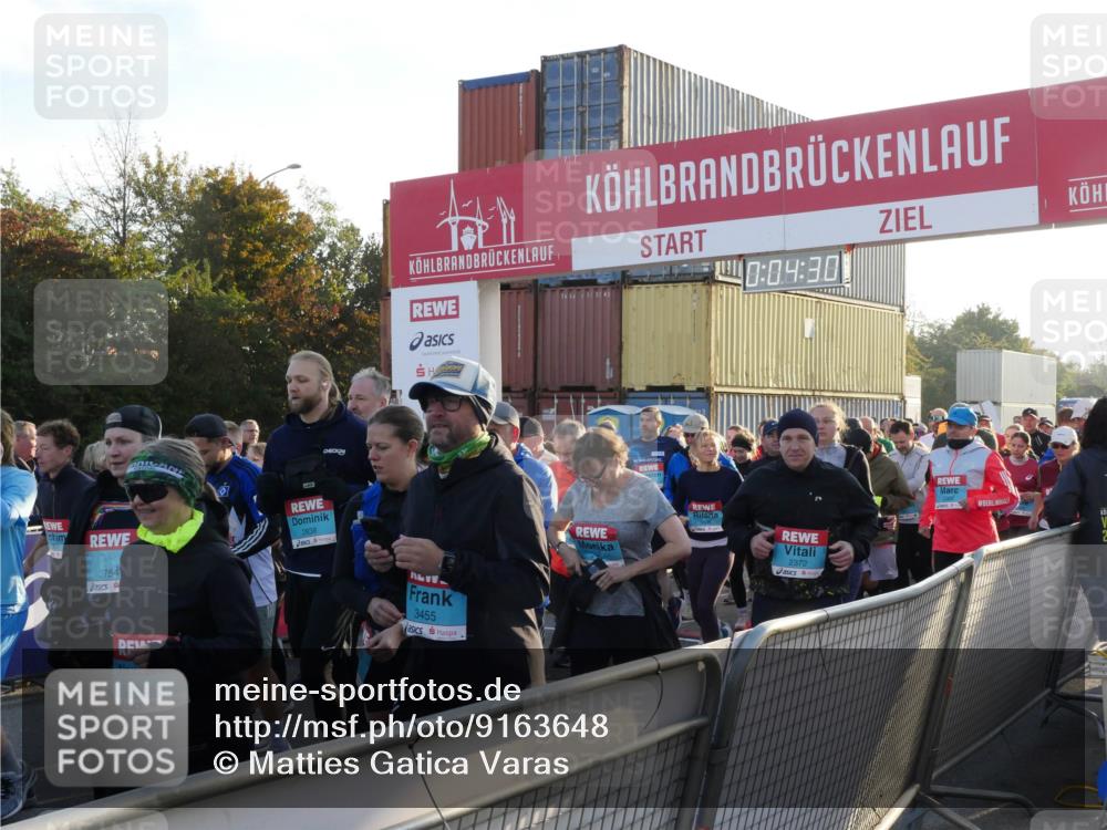 03.10.2025 - Köhlbrandbrückenlauf Matties Gatica Varas http://msf.ph/oto/9163648 03.10.2025 09:04:32 Ziel  meine-sportfotos.de