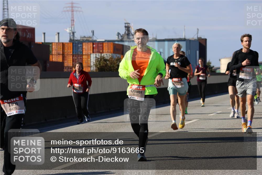 03.10.2025 - Köhlbrandbrückenlauf Strokosch-Dieckow http://msf.ph/oto/9163665 03.10.2025 13:03:51 Position 3 6475, 5397, 6186, 4481 meine-sportfotos.de