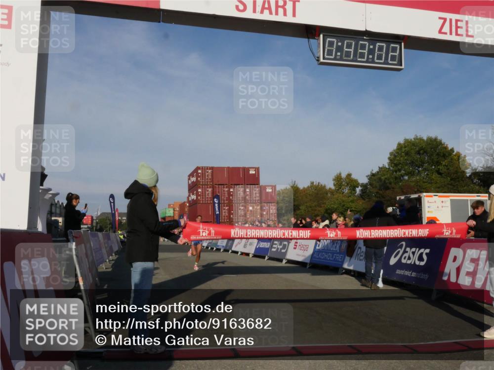 03.10.2025 - Köhlbrandbrückenlauf Matties Gatica Varas http://msf.ph/oto/9163682 03.10.2025 09:43:04 Ziel 3769 meine-sportfotos.de