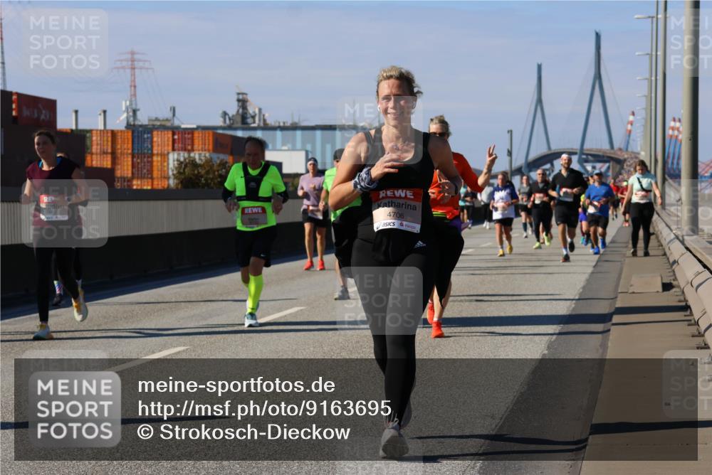 03.10.2025 - Köhlbrandbrückenlauf Strokosch-Dieckow http://msf.ph/oto/9163695 03.10.2025 13:03:59 Position 3 4706 meine-sportfotos.de