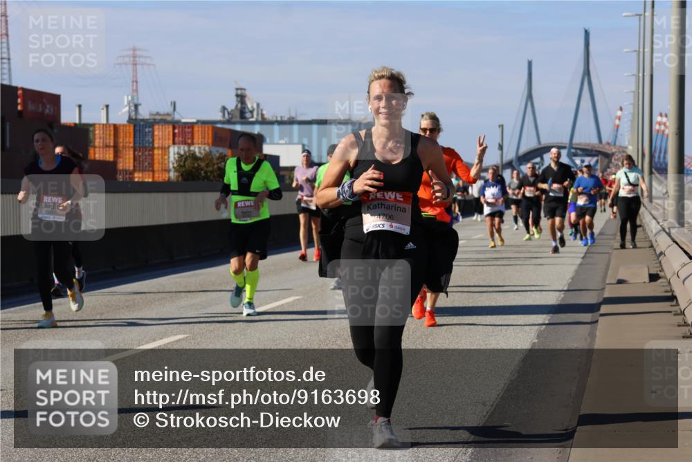 03.10.2025 - Köhlbrandbrückenlauf Strokosch-Dieckow http://msf.ph/oto/9163698 03.10.2025 13:03:59 Position 3 4706 meine-sportfotos.de