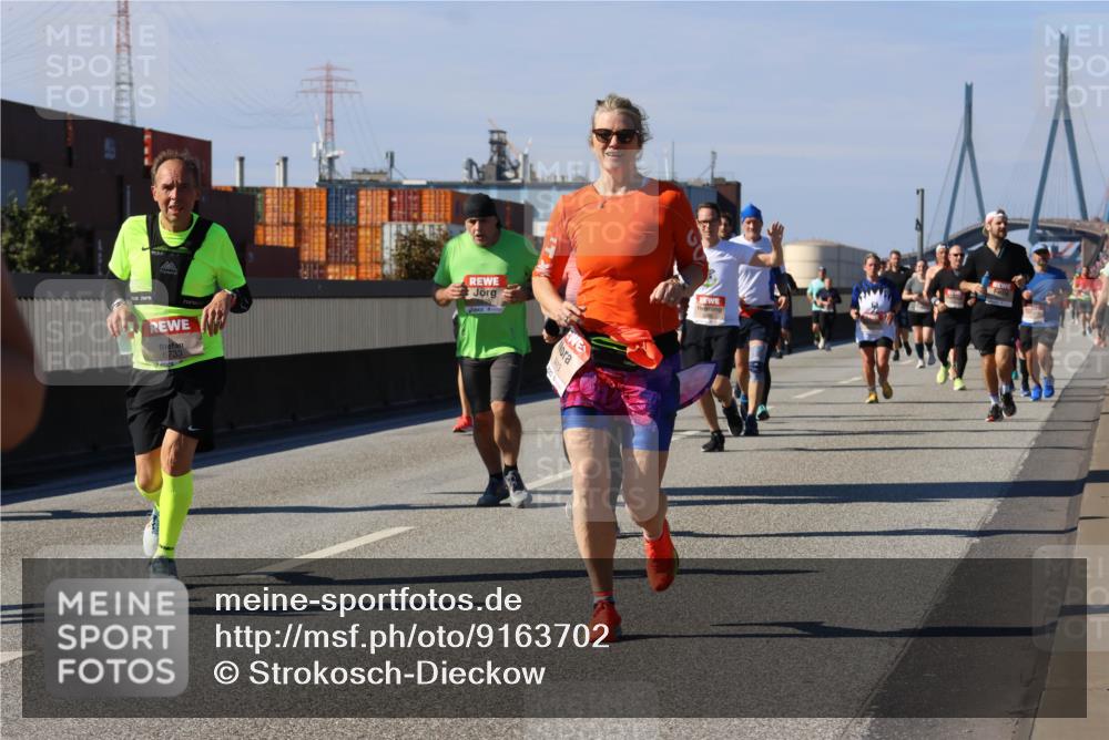 03.10.2025 - Köhlbrandbrückenlauf Strokosch-Dieckow http://msf.ph/oto/9163702 03.10.2025 13:04:01 Position 3 6733 meine-sportfotos.de