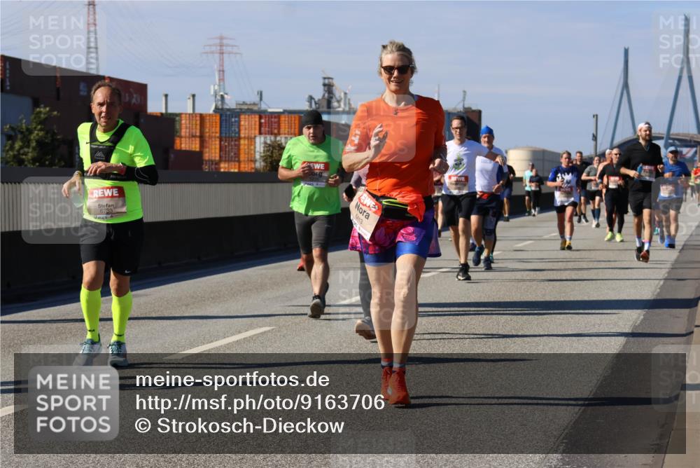 03.10.2025 - Köhlbrandbrückenlauf Strokosch-Dieckow http://msf.ph/oto/9163706 03.10.2025 13:04:02 Position 3 6733, 6413 meine-sportfotos.de