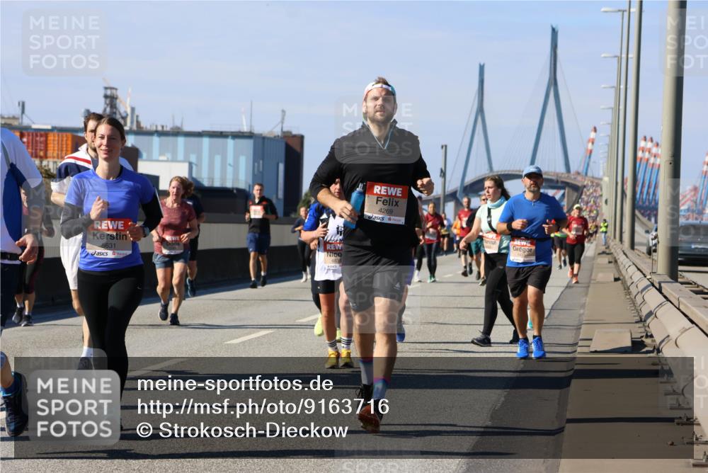 03.10.2025 - Köhlbrandbrückenlauf Strokosch-Dieckow http://msf.ph/oto/9163716 03.10.2025 13:04:07 Position 3 5631, 6531, 4269, 6472, 1114 meine-sportfotos.de