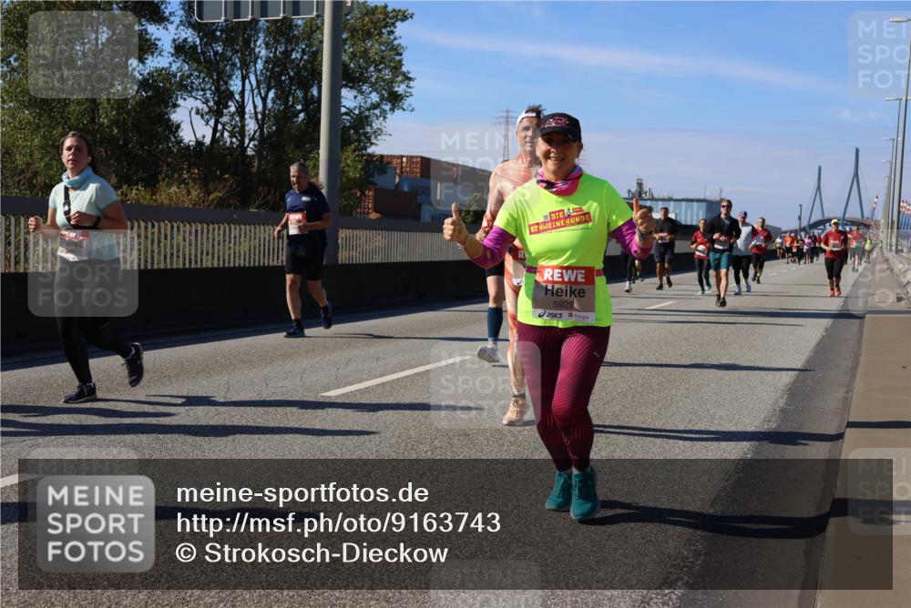 03.10.2025 - Köhlbrandbrückenlauf Strokosch-Dieckow http://msf.ph/oto/9163743 03.10.2025 13:04:17 Position 3 5929 meine-sportfotos.de