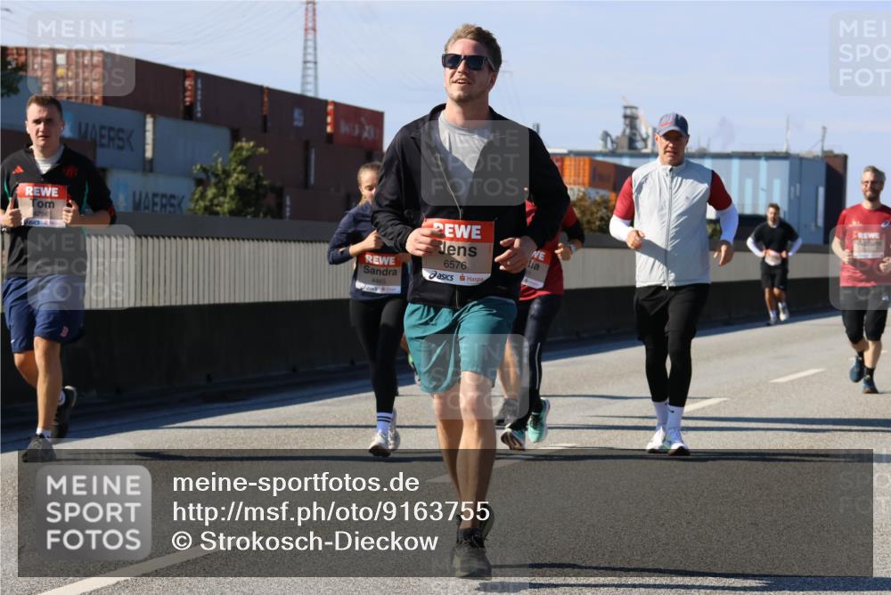 03.10.2025 - Köhlbrandbrückenlauf Strokosch-Dieckow http://msf.ph/oto/9163755 03.10.2025 13:04:20 Position 3 4286, 6576, 4465 meine-sportfotos.de