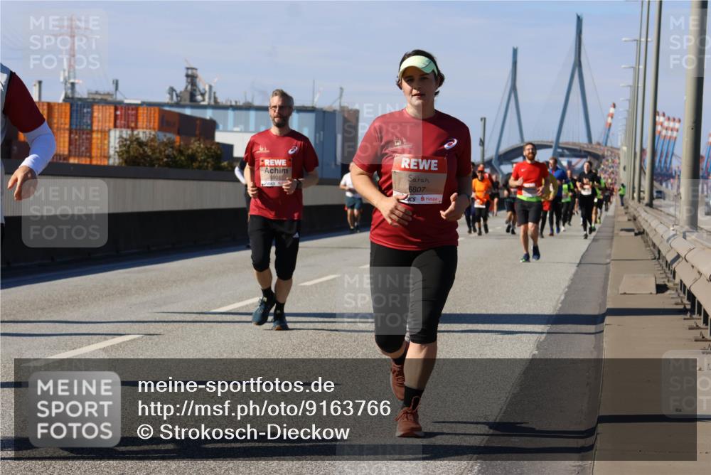 03.10.2025 - Köhlbrandbrückenlauf Strokosch-Dieckow http://msf.ph/oto/9163766 03.10.2025 13:04:23 Position 3 6807 meine-sportfotos.de