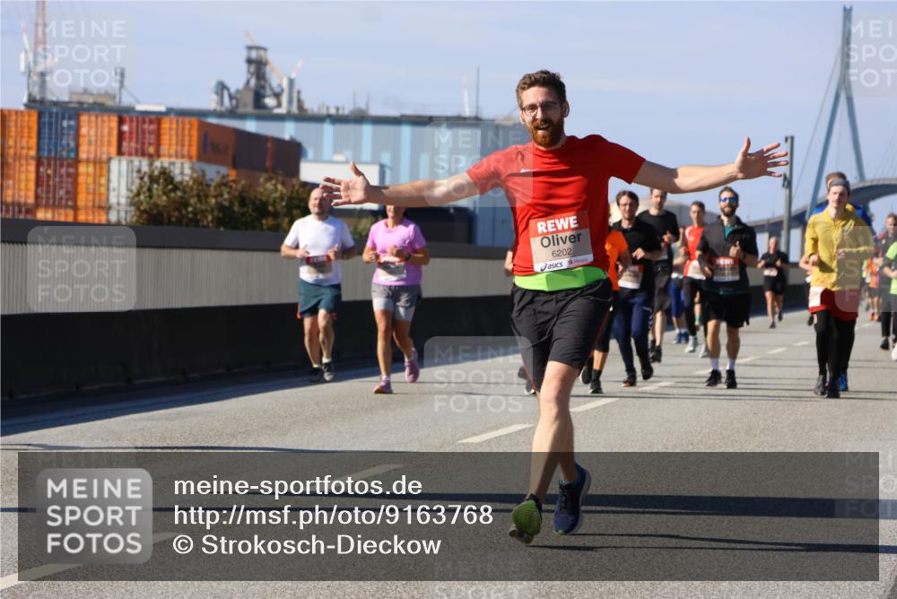 03.10.2025 - Köhlbrandbrückenlauf Strokosch-Dieckow http://msf.ph/oto/9163768 03.10.2025 13:04:30 Position 3 6202 meine-sportfotos.de