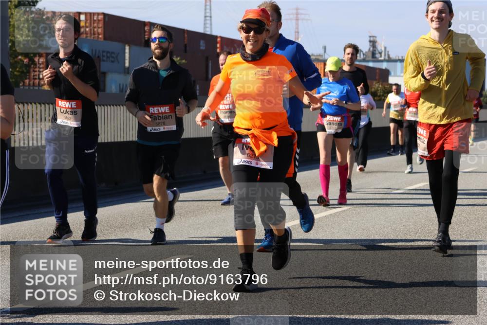 03.10.2025 - Köhlbrandbrückenlauf Strokosch-Dieckow http://msf.ph/oto/9163796 03.10.2025 13:04:39 Position 3 5882, 5878, 627, 5712 meine-sportfotos.de