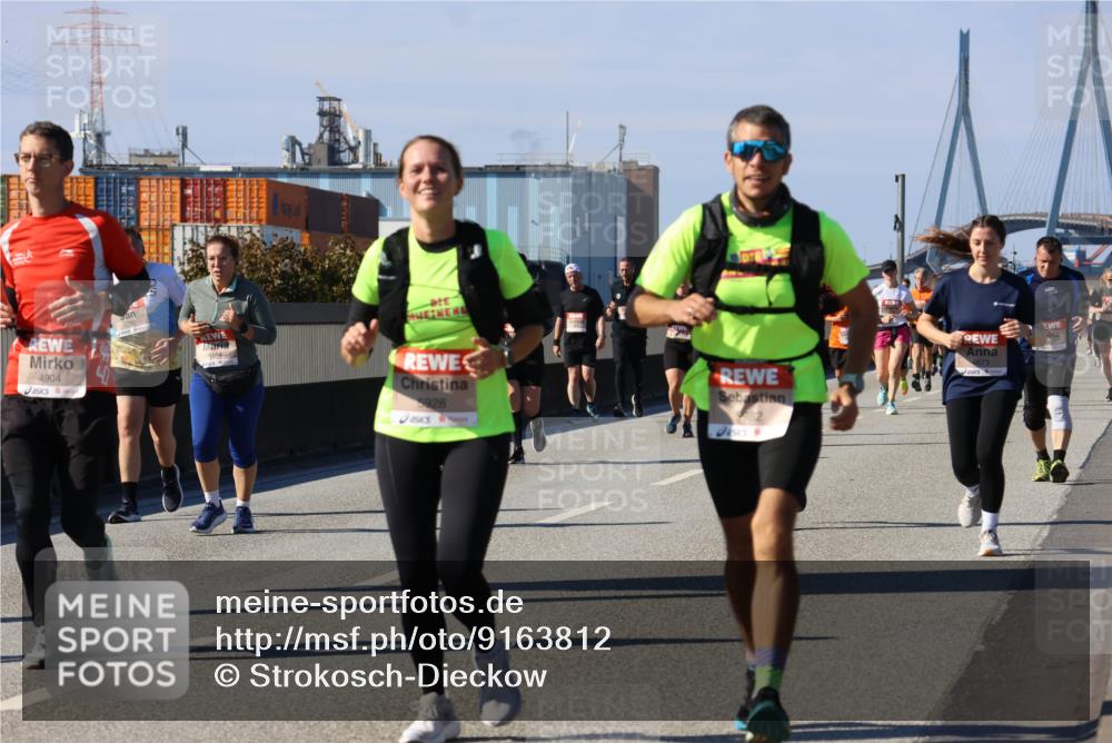 03.10.2025 - Köhlbrandbrückenlauf Strokosch-Dieckow http://msf.ph/oto/9163812 03.10.2025 13:04:43 Position 3 4904, 4200, 5928, 9982 meine-sportfotos.de