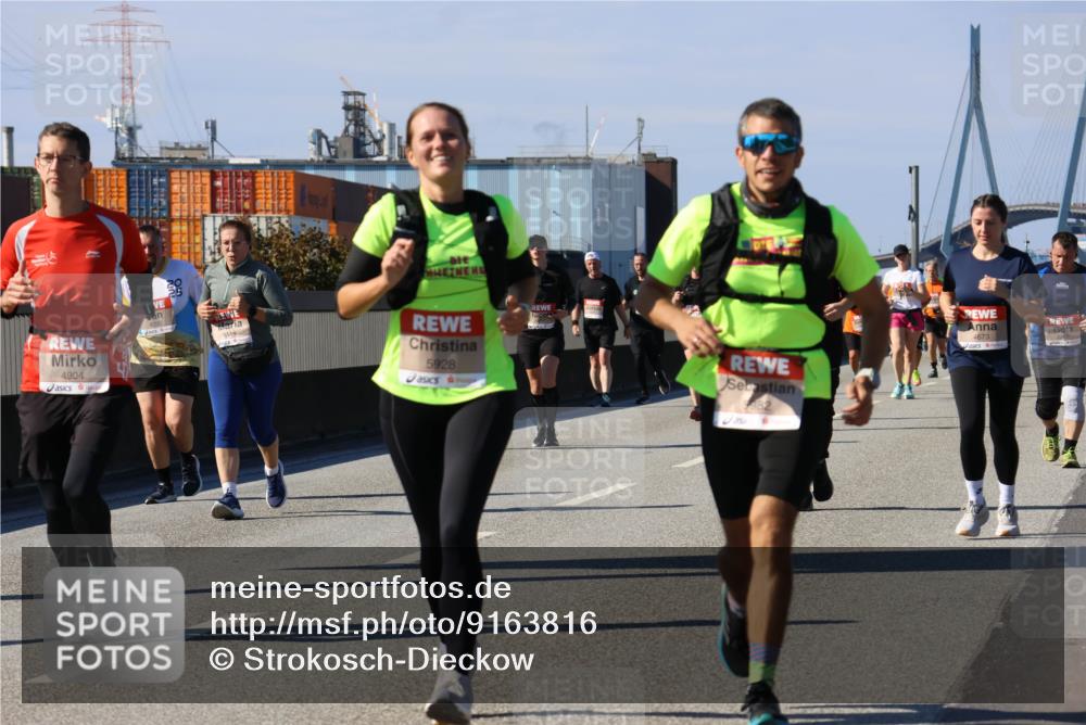 03.10.2025 - Köhlbrandbrückenlauf Strokosch-Dieckow http://msf.ph/oto/9163816 03.10.2025 13:04:43 Position 3 4904, 5928, 9982, 4673 meine-sportfotos.de