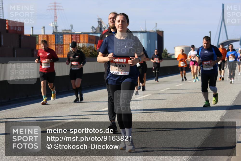 03.10.2025 - Köhlbrandbrückenlauf Strokosch-Dieckow http://msf.ph/oto/9163821 03.10.2025 13:04:47 Position 3 4673 meine-sportfotos.de