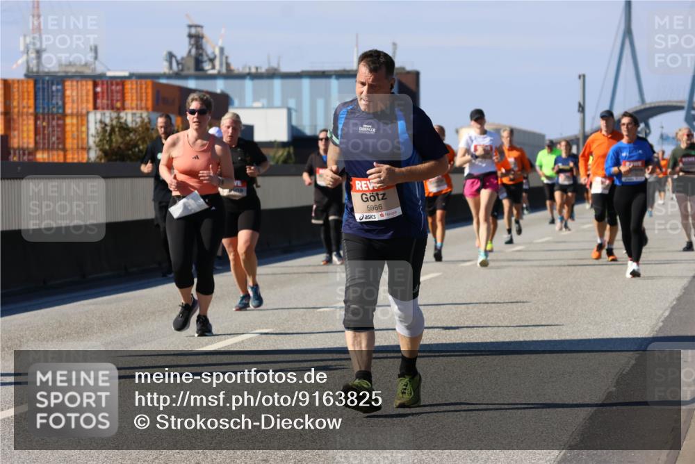 03.10.2025 - Köhlbrandbrückenlauf Strokosch-Dieckow http://msf.ph/oto/9163825 03.10.2025 13:04:50 Position 3 5986 meine-sportfotos.de