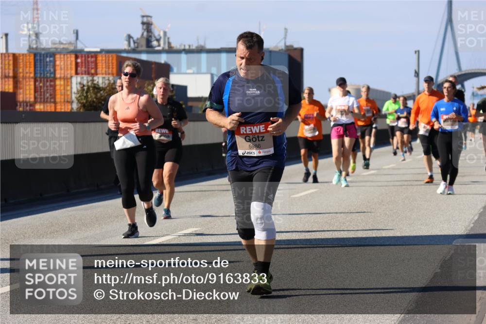 03.10.2025 - Köhlbrandbrückenlauf Strokosch-Dieckow http://msf.ph/oto/9163833 03.10.2025 13:04:50 Position 3 5986 meine-sportfotos.de