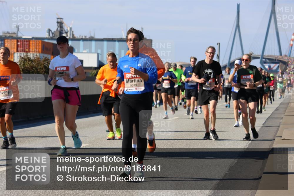 03.10.2025 - Köhlbrandbrückenlauf Strokosch-Dieckow http://msf.ph/oto/9163841 03.10.2025 13:04:56 Position 3 4553, 479, 5573 meine-sportfotos.de
