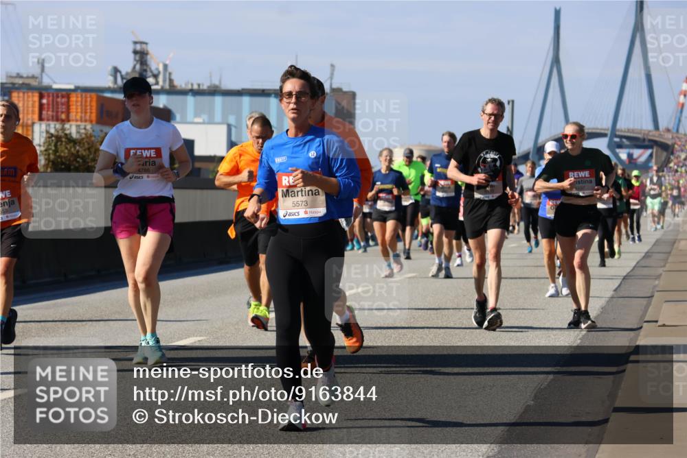 03.10.2025 - Köhlbrandbrückenlauf Strokosch-Dieckow http://msf.ph/oto/9163844 03.10.2025 13:04:57 Position 3 4786, 5573, 6137 meine-sportfotos.de
