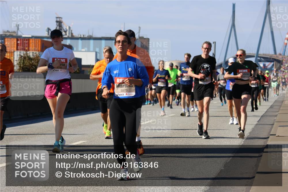 03.10.2025 - Köhlbrandbrückenlauf Strokosch-Dieckow http://msf.ph/oto/9163846 03.10.2025 13:04:57 Position 3 4786, 5573 meine-sportfotos.de