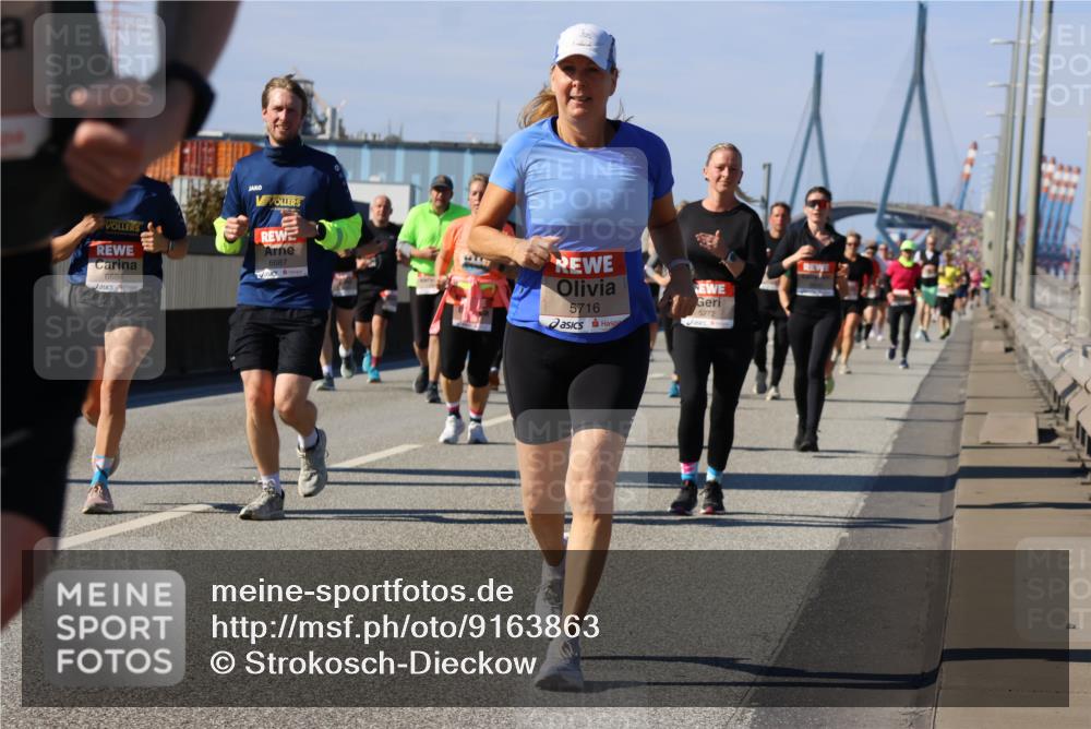 03.10.2025 - Köhlbrandbrückenlauf Strokosch-Dieckow http://msf.ph/oto/9163863 03.10.2025 13:05:05 Position 3 2, 6684, 6687, 5716, 5272 meine-sportfotos.de