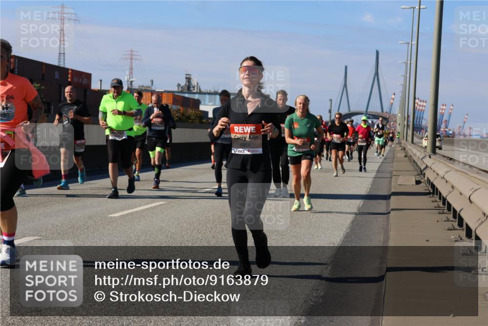 03.10.2025 - Köhlbrandbrückenlauf Strokosch-Dieckow http://msf.ph/oto/9163879 03.10.2025 13:05:10 Position 3 5855 meine-sportfotos.de
