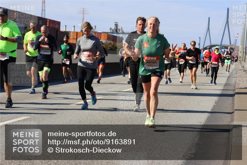 03.10.2025 - Köhlbrandbrückenlauf Strokosch-Dieckow http://msf.ph/oto/9163891 03.10.2025 13:05:13 Position 3 209, 4587, 460, 6701 meine-sportfotos.de