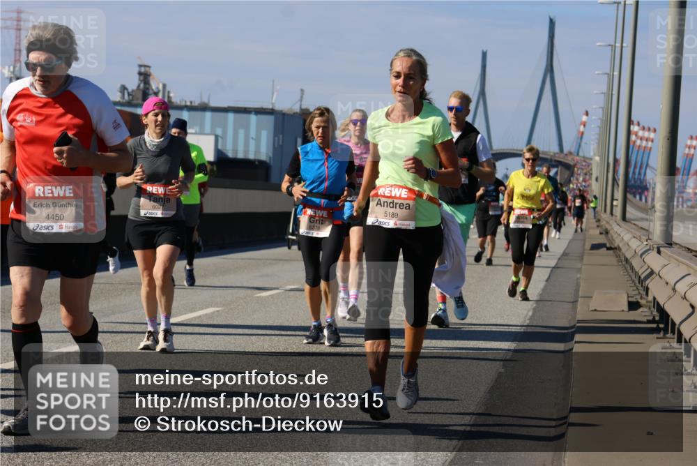 03.10.2025 - Köhlbrandbrückenlauf Strokosch-Dieckow http://msf.ph/oto/9163915 03.10.2025 13:05:24 Position 3 4450, 6027, 5189, 6378 meine-sportfotos.de
