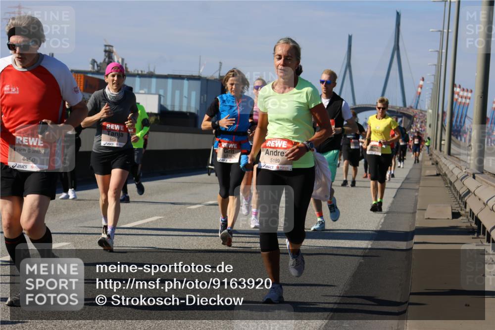 03.10.2025 - Köhlbrandbrückenlauf Strokosch-Dieckow http://msf.ph/oto/9163920 03.10.2025 13:05:24 Position 3 4450, 6027, 6378, 5189, 045 meine-sportfotos.de